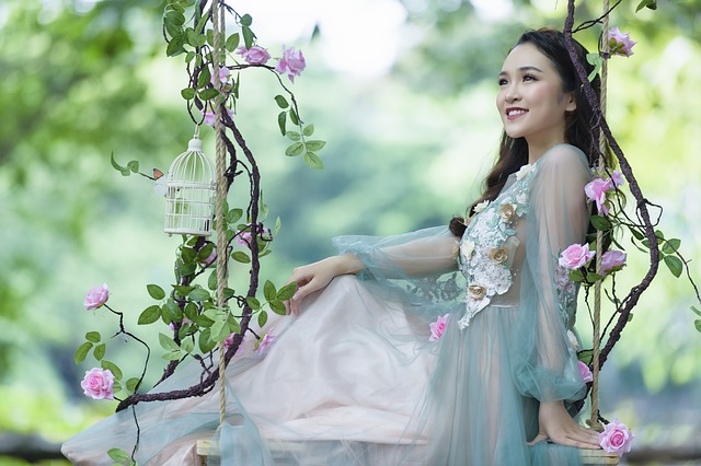 朋友圈疯传哲理情感金句，句句戳心，共鸣每一个人