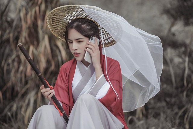 刚认识女生必看！6 大步骤助你轻松俘获她的心