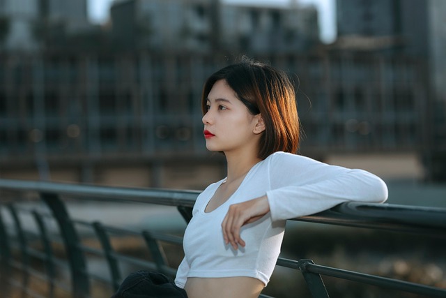 如何通过微表情判断男友是否说谎,婚姻问题,情感问题,失恋了怎么办,情感咨询