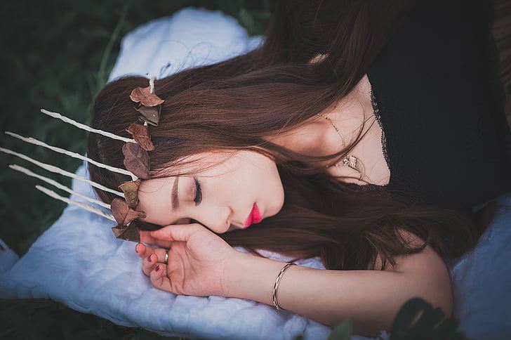 十八岁生日礼物，成人礼送什么比较好
