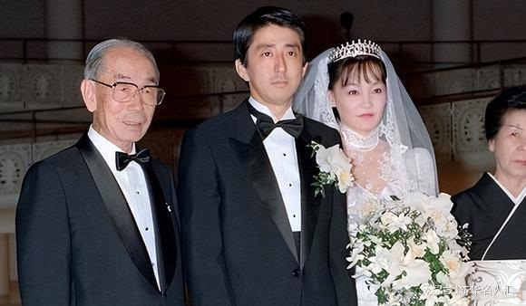安倍昭惠与安倍晋三，结婚35年膝下无子