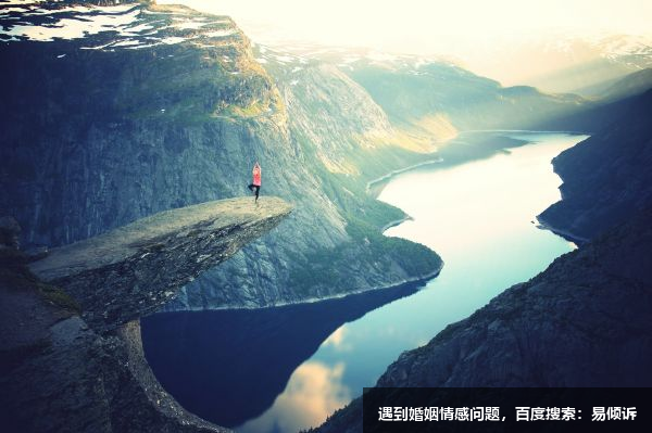 老婆出轨自己的朋友怎么办才好？是离婚还是复合？