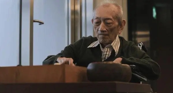 “棋圣”与日本女人的感情故事：吴清源的「中和」之道