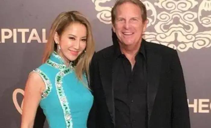 “华语天后”翻车！？成功女人的背后靠的是什么？