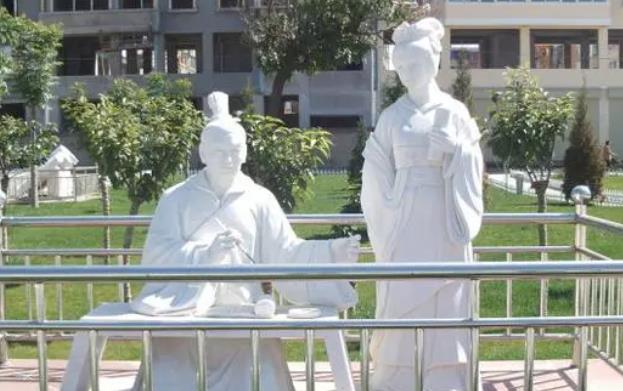 “陇上夫妻”秦嘉和徐淑
