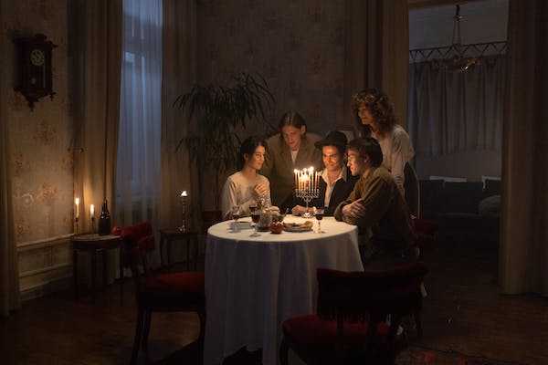 生育和婚姻解绑即将施行？！未婚先孕从此不必再躲藏...