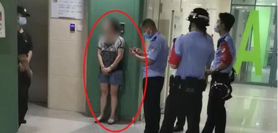 现实版“农夫与蛇”，一家三口险些被“投毒灭门”...