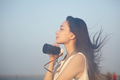 只因我是个胖女孩，就成了所有人口中的笑话