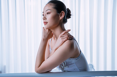 为什么男生要远离暧昧成瘾的女生，如何远离暧昧成瘾的女生