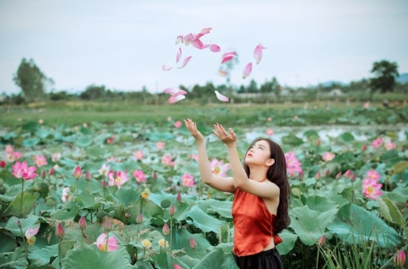 大姑葬礼后欲走，我爸为何紧急叫停？30000元背后有何隐情？
