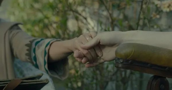 给暗恋7年的男生发了千字表白，暗恋，是一场兵荒马乱的独角戏！